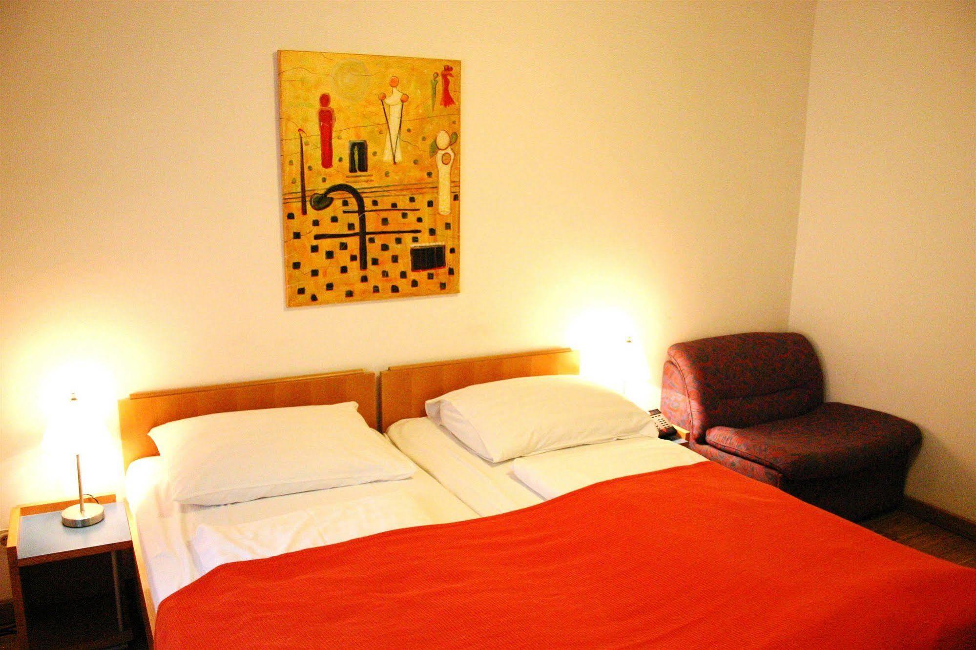 Korotan 3* Viena